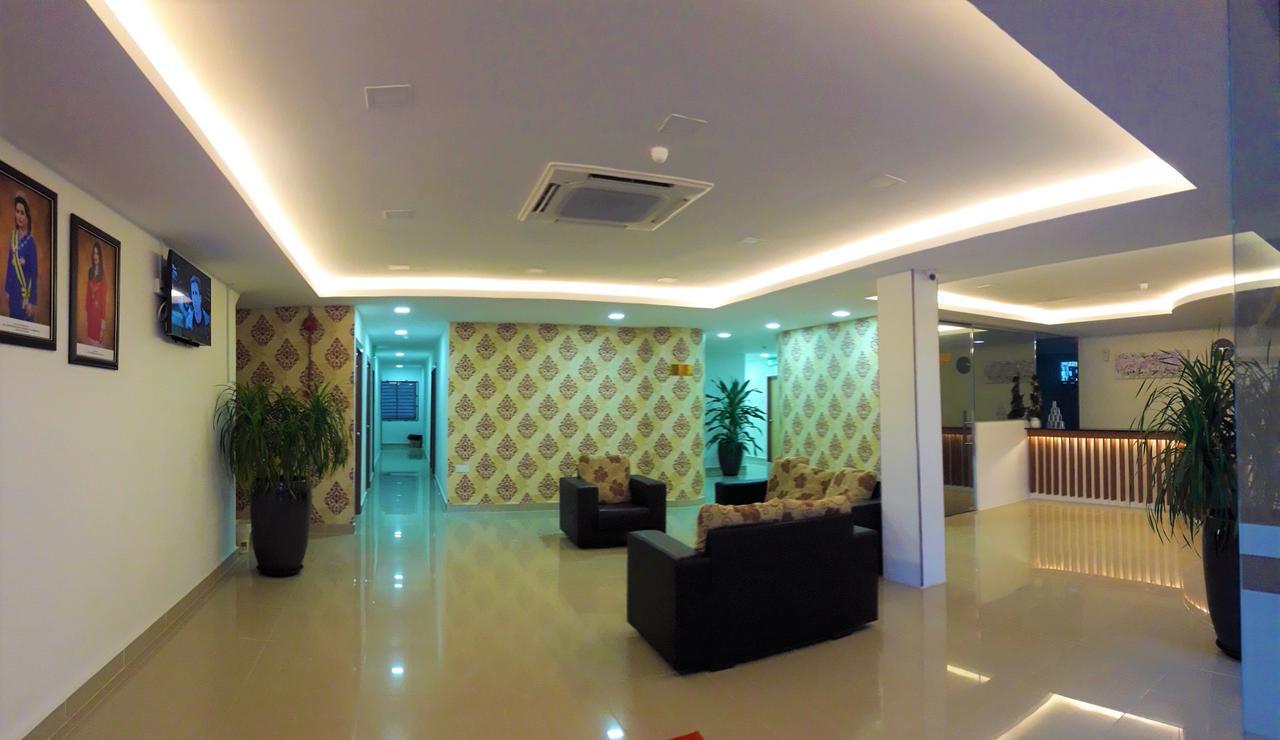 Shobi Hotel Johor Bahru Near Ciq Jb Esterno foto